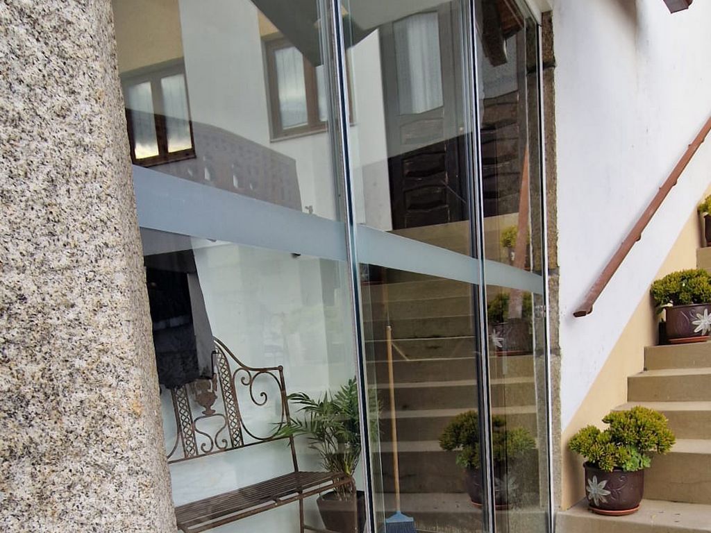 Rideaux de verre coulissants
