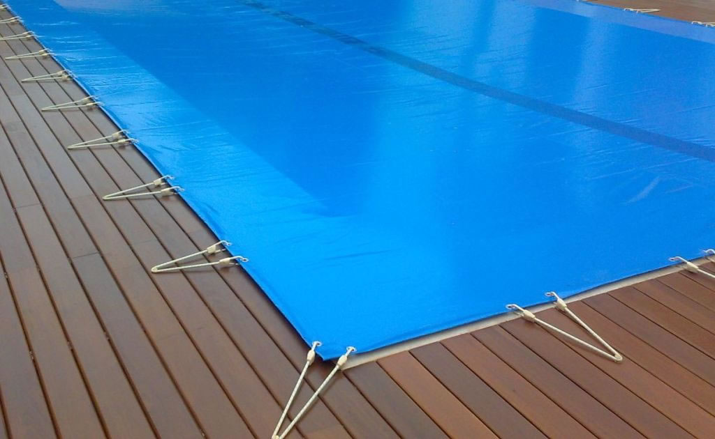 Couvertures de piscine d'hiver